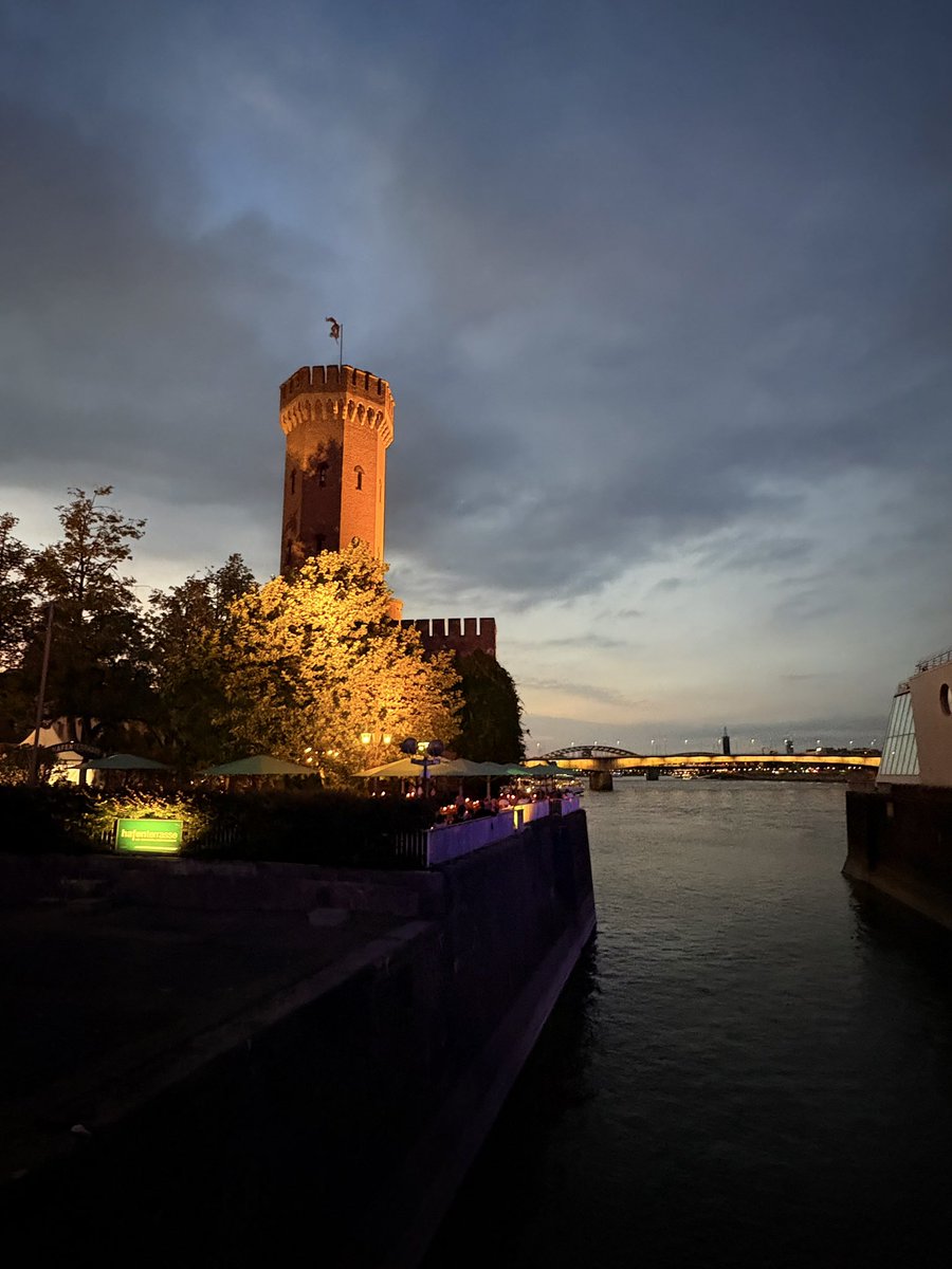 gluecksbird's tweet image. Köln bei Nacht….❤️