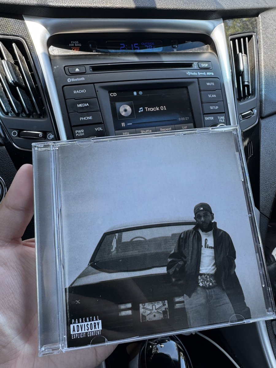 TubesIsGeeked's tweet image. I LOVE PHYSICAL MEDIA