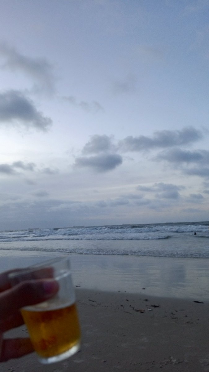 dobosque24's tweet image. praia feia da porra