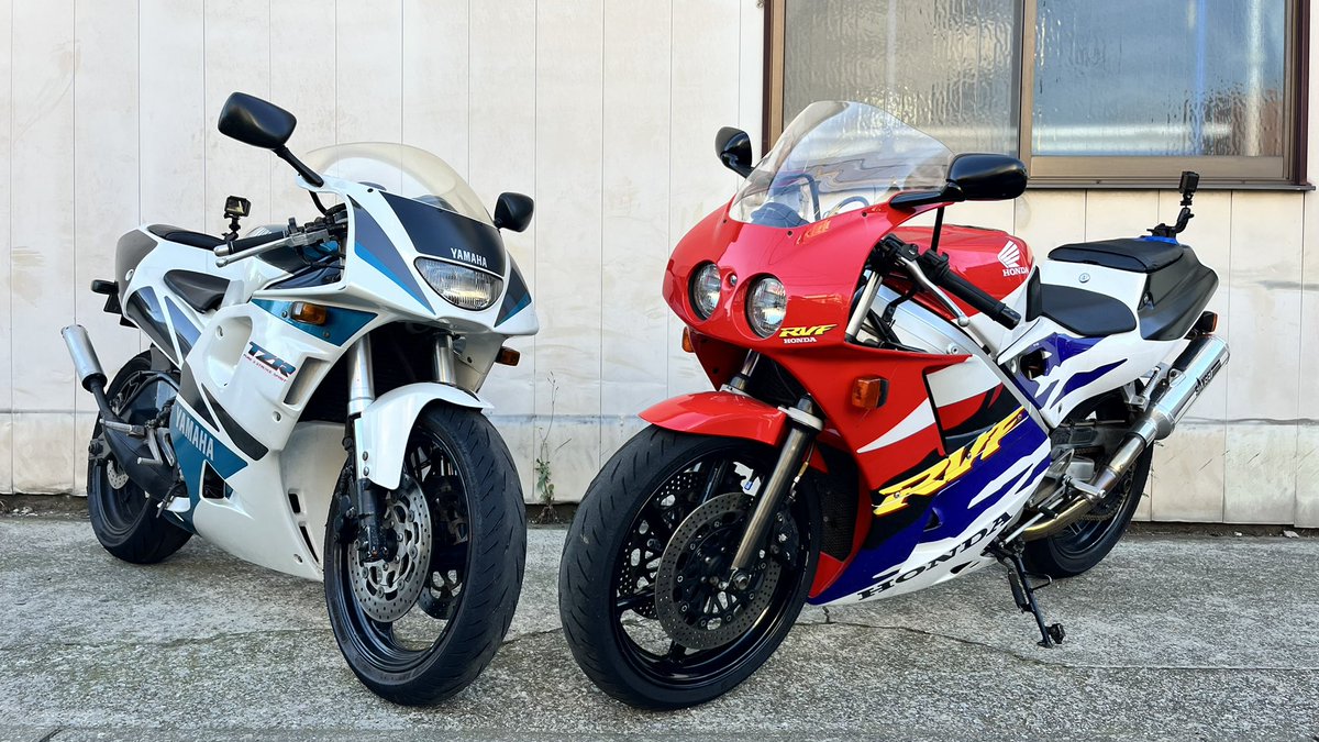 reira__t's tweet image. 旧車苦手ピッピのことりちゃんが
今日はこの2台を試乗！！

#TZR
RVFって書いてあるけど #VFR
