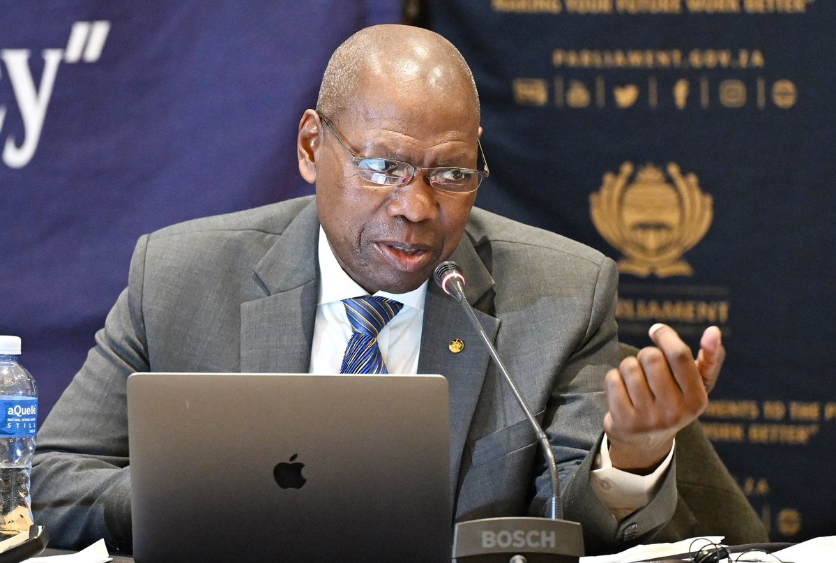 GovernanceClus1's tweet image. IN PICTURES: Parliamentary committees in collaboration with the @FSLegislature concluded their two-day oversight visit in the Free State on Friday. They engaged over 20 underperforming #municipalities in the province. Photographer: @PJikelo / ⁦@ParliamentofRSA⁩