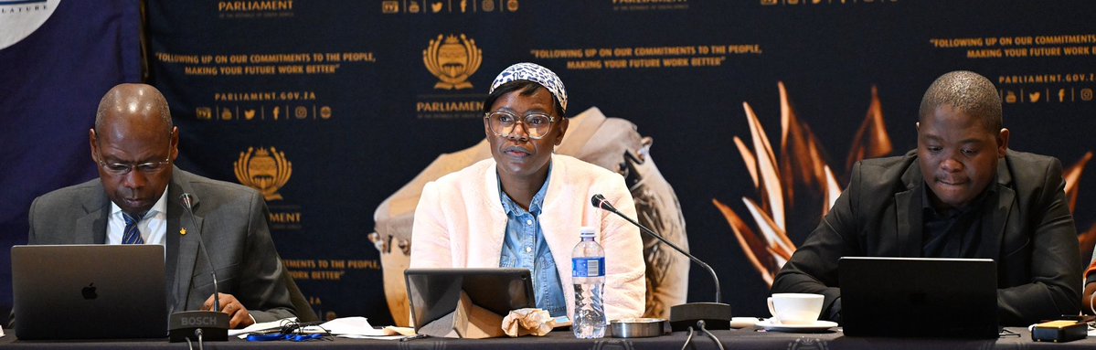 GovernanceClus1's tweet image. IN PICTURES: Parliamentary committees in collaboration with the @FSLegislature concluded their two-day oversight visit in the Free State on Friday. They engaged over 20 underperforming #municipalities in the province. Photographer: @PJikelo / ⁦@ParliamentofRSA⁩