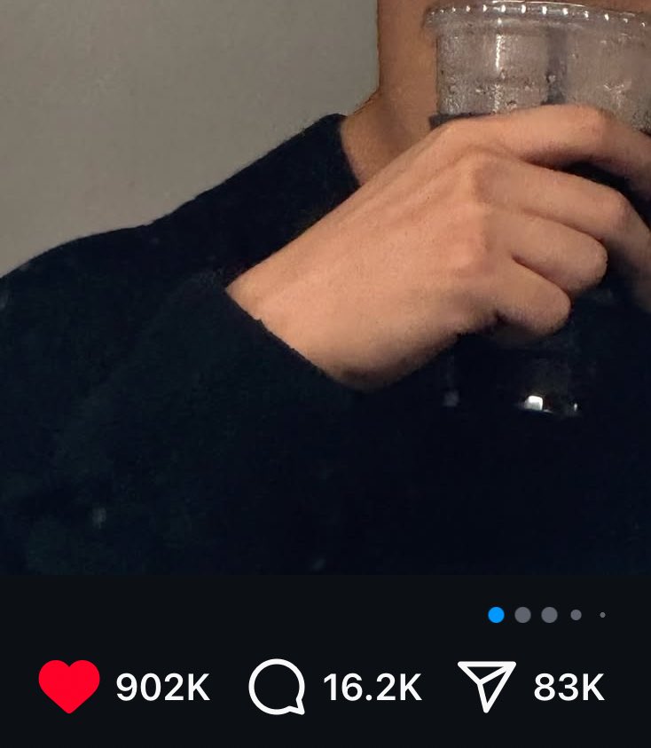 aiss3an's tweet image. san’s post has already hit 900k+ likes in less than 8 hours, now that’s crazy