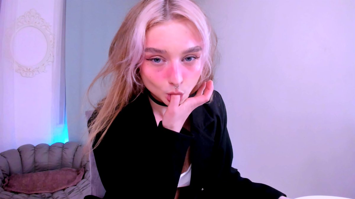 I will eat you @Stripchat

#VR #online #Petite #Stripchat #nsfw #RT #NSFW #RT #nsfwtwt  #dance #fyp #viral #cute #vacation #beachvibes  #daddysgirl #chill #slowmusic #video #clip