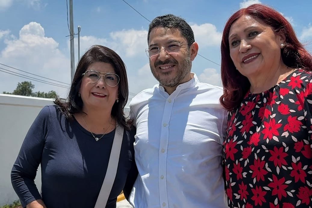 Martí Batres (@martibatres) on Twitter photo Tuvimos un recorrido muy productivo con la presidenta municipal de #Tecámac, Rosi Wong, y con la senadora <a href="/MarielaGtzEsc/">Mariela Gutiérrez</a> en el que visitamos avances en las obras que se están realizando para mejorar los servicios de salud en ese municipio del Estado de México. Coincidimos en Tuvimos un recorrido muy productivo con la presidenta municipal de #Tecámac, Rosi Wong, y con la senadora <a href="/MarielaGtzEsc/">Mariela Gutiérrez</a> en el que visitamos avances en las obras que se están realizando para mejorar los servicios de salud en ese municipio del Estado de México. Coincidimos en