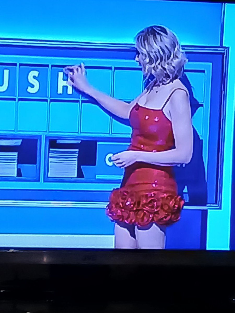 urlofcork's tweet image. I don't look at Countdown a lot ....the late night version is on now. Rachel Riley has me lost for words so to speak
