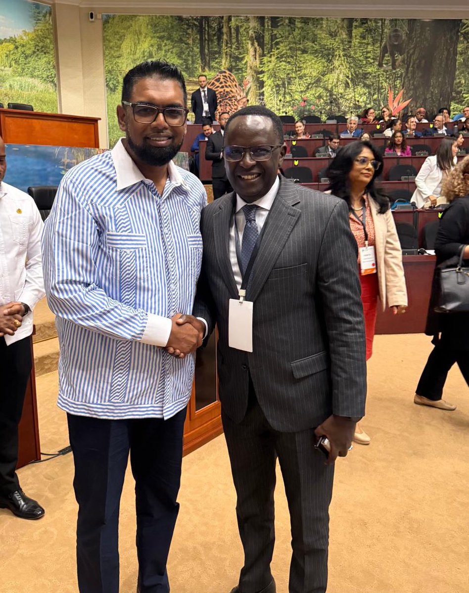 RwandaUN's tweet image. This week, Amb. @martin_ngoga represented Rwanda🇷🇼 at the Global Biodiversity Alliance Summit in Georgetown, Guyana🇬🇾.
In a plenary led by H.E. President Mohamed Irfaan Ali of Guyana, Amb. @martin_ngoga reaffirmed 🇷🇼’s commitment to global biodiversity goals, highlighting…