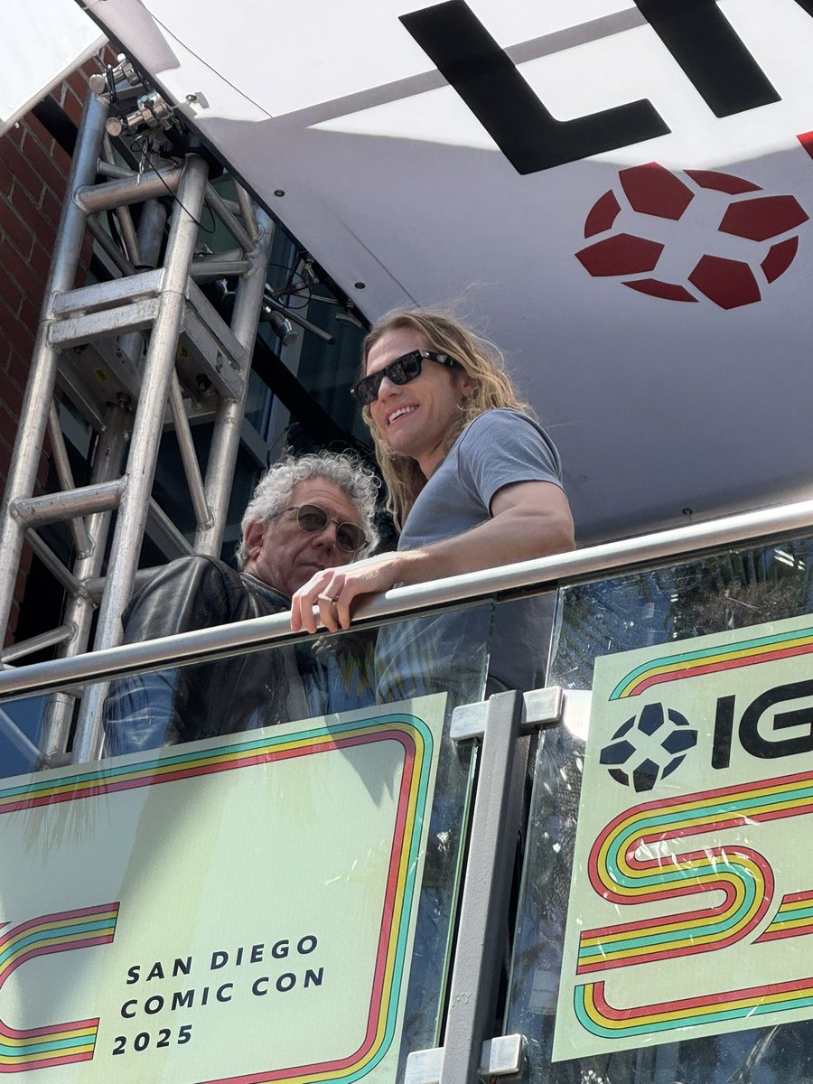 caitfc's tweet image. PRETTY GIRL