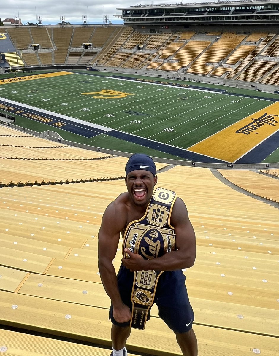 Jason Novak (@coachjasonnovak) on Twitter photo Well done
<a href="/LukeFerrelli/">Luke Ferrelli</a>
<a href="/jacobdejesus21/">Jacob De Jesus</a>
<a href="/DeanTaylorC/">Dean-Taylor Chapman</a>
For winning the Week 8 Iron Bear Belt!!!
#SmartandTough Well done
<a href="/LukeFerrelli/">Luke Ferrelli</a>
<a href="/jacobdejesus21/">Jacob De Jesus</a>
<a href="/DeanTaylorC/">Dean-Taylor Chapman</a>
For winning the Week 8 Iron Bear Belt!!!
#SmartandTough