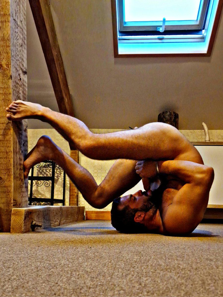 ♂️ArtisticNudePics (@artisticnudepic) on Twitter photo 