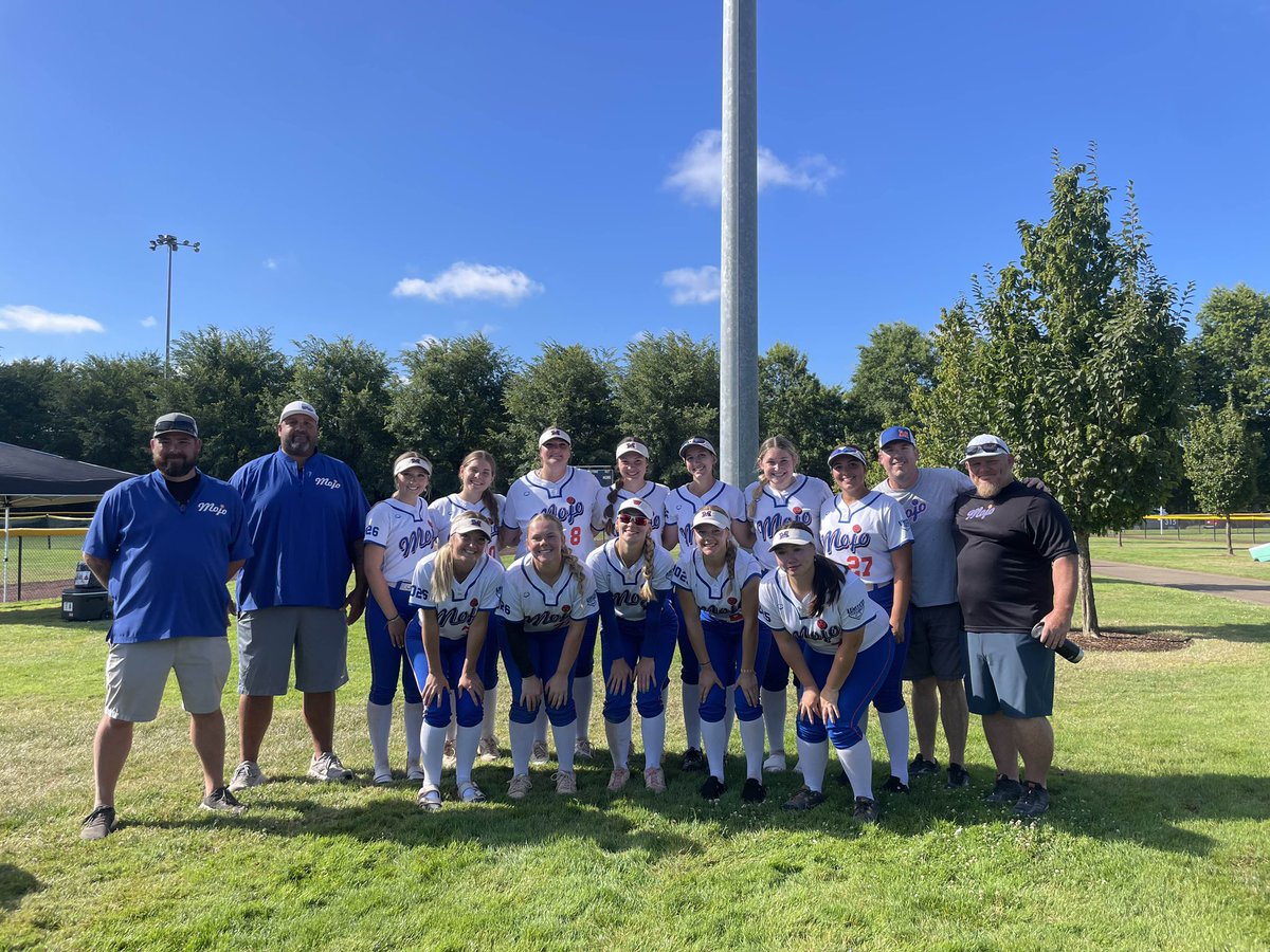 KSteffek2026's tweet image. Ended our TCWS run today. Sad to send our 25s to college but very proud of our season. So excited for fall ball! WS stats: .462 BA/.533 OBP/6 1B/2BB/5 PO/1 DP
@CoachJVaughan @Humboldt_SB @Shellypro1 @CoachMeadowPSU @coachyegge @SOU_Softball @hunter_hays27 @lauraberg44 @alyboytz