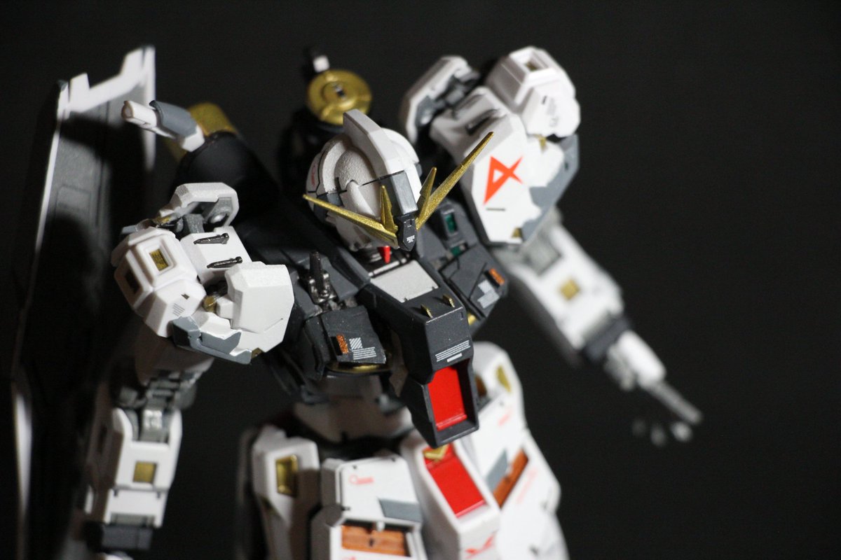 Mk_12G's tweet image. おはようございます☀️

本日はおやすみです👍
そして、バイトをする目標として掲げていた、ずっと欲しかったものを今日は買ってきます✨

その後は映画に行ったりお買い物したりと、暑さから逃げるようにエアコンの効いた下で過ごしてきます👍
ホント、ここ数日暑すぎるんよ💦

よい1日を！