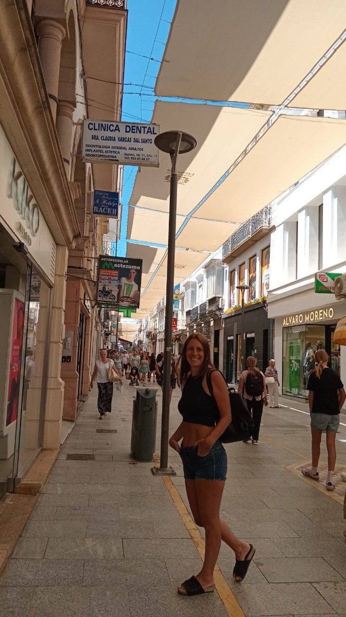 avcapu's tweet image. Escapando del frío.