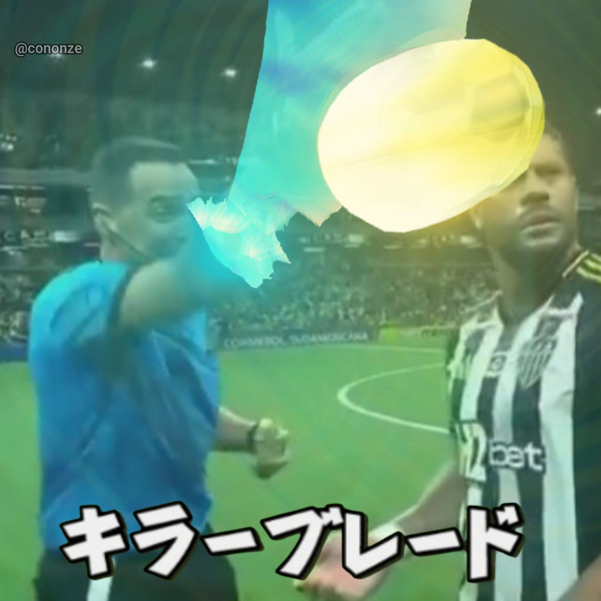 conOnze's tweet image. 🚨URGENTE🚨
Após o jogo Atlético Mineiro X Atlético Bucamaranga pela copa Sul-americana, uma bola veio voando na direção do jogador do Galo, Hulk, que conversava com o árbitro, Esteban Ostojich.
Felizmente, Esteban usou a técnica "Killer Blade" e salvou o jogador da bolada.