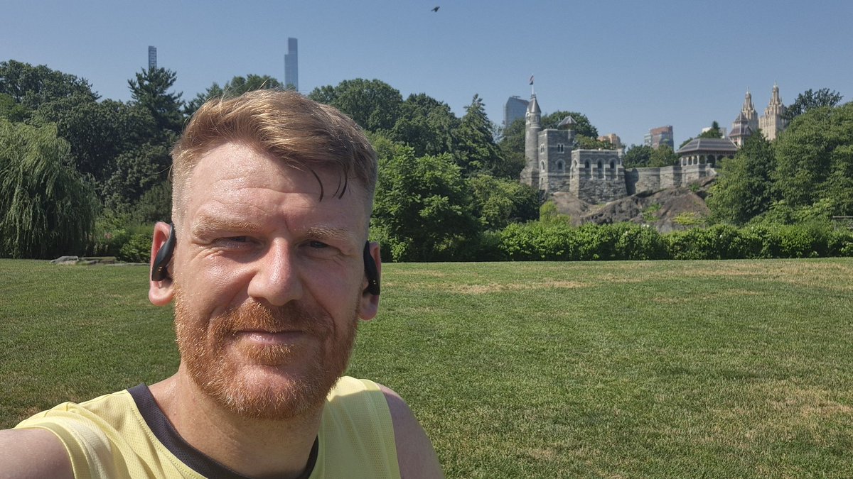 PED7's tweet image. Got to have a boss run around Central Park and Midtown today, little bucket list thing!