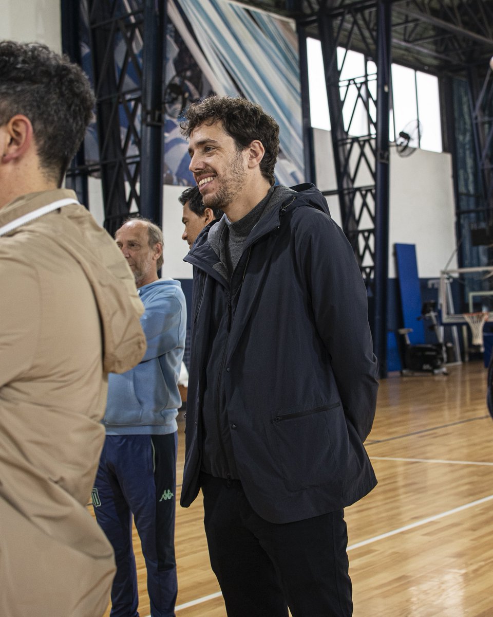 RacingClub's tweet image. El equipo de fútbol integrado se entrenó en el Centro Deportivo antes de viajar a Houston, sede de la Genuine World Cup, el mundial de clubes de la disciplina, para representar a Racing.
Encabezados por Kevin Feldman, Secretario General, miembros de Comisión Directiva…