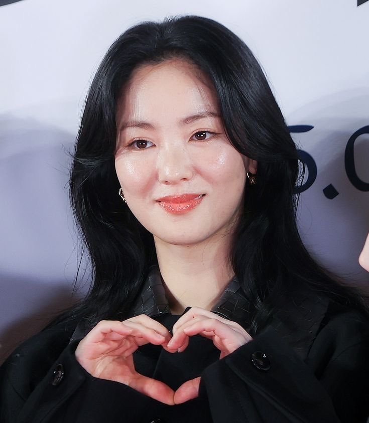 Happy birthday my love, you are you will always be my number one girl, keep shining even brighter, I love you sooo much ✨🥹🫂🤍🧚🏻‍♂️🎈

#OurYeobeenDay
#여빈이랑_있는_것만으로도_행복해
#전여빈