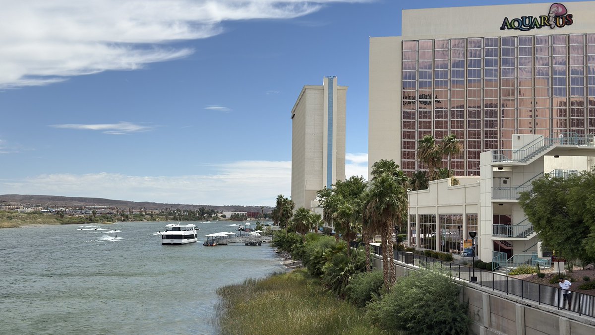 LuckyTraveling's tweet image. 📍Laughlin, Nevada
** Quick pit stop on my way to Phoenix, Arizona.