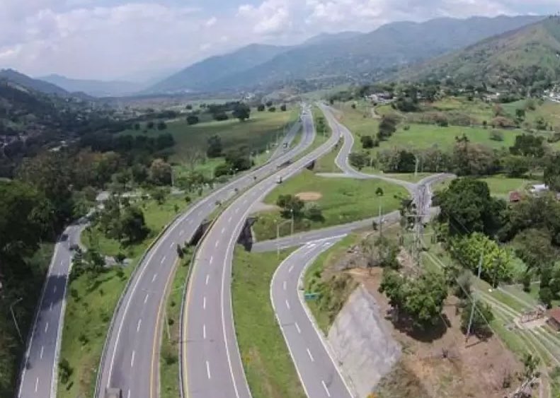 ifmnoticias's tweet image. Secretaría de Infraestructura reporta estado de las vías en Antioquia para este fin de semana, conózcalo
@ObrasAntioquia
Lea la nota ifmnoticias.com/secretaria-de-…