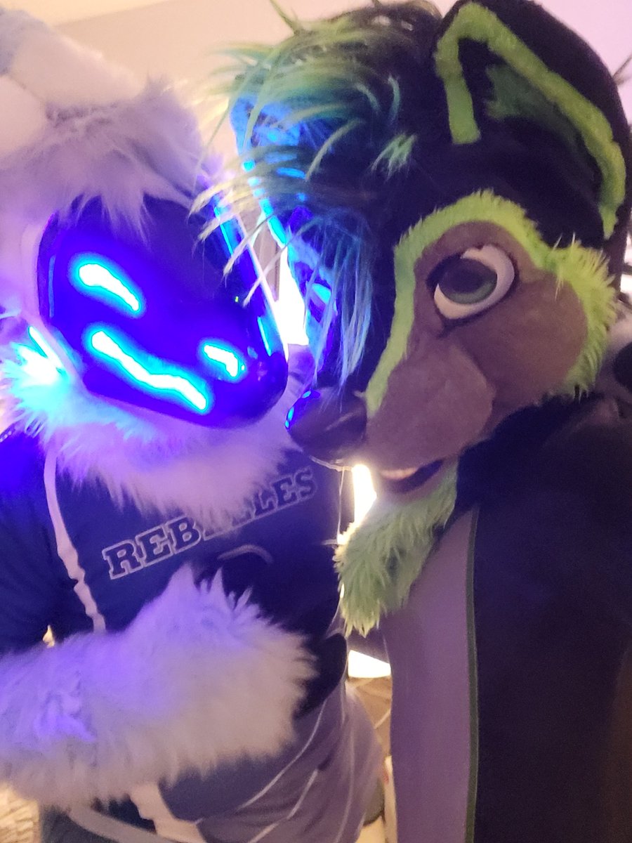 I found a cute protogen!!

<a href="/ProtoBlake/">Blake~ 🔜 ANE</a>