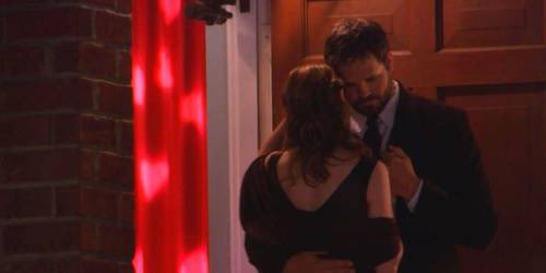 kittybeesly's tweet image. i think something that the “how did pam stay with roy for so long ?” crowd often forgets is that pam’s parents were also in a loveless marriage; from childhood, her model for what a partnership should offer was skewed. even when she felt no love for roy, she felt the need to stay