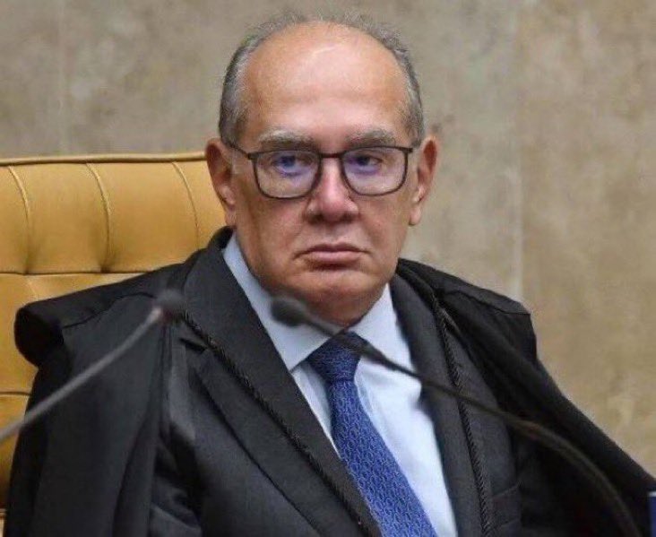 NewsLiberdade's tweet photo. 🚨URGENTE - Gilmar Mendes diz que Alexandre de Moraes tem o apoio integral dos demais ministros do STF

“Se não fosse o Alexandre, o país teria se tornado um grande pântano institucional (…) Ele tem e merece o nosso integral apoio.” https://t.co/hyM6g00OK3