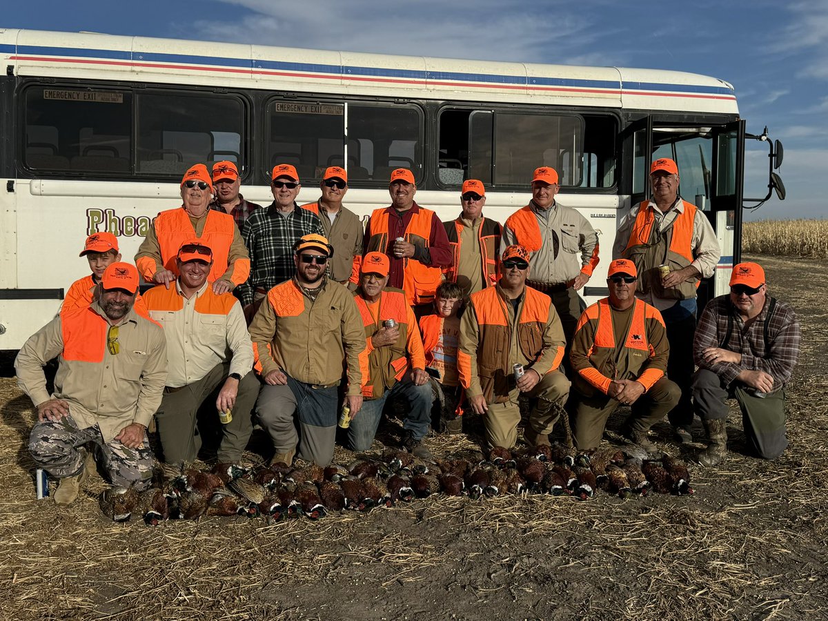 PheasantCove605's tweet photo. 🚨 A huge opportunity to book a pheasant hunt, Opening Weekend!! 🚨 

Cancellation due to family obligations…
Dates:
Arrive - Oct 17
Hunt - Oct 18, 19, 20
Depart - Oct 21 

Also Open
Oct. 28th - Nov.1st 
Bring your own group here!

Call for Details:
605-581-8270 https://t.co/wKN8u7qxJh