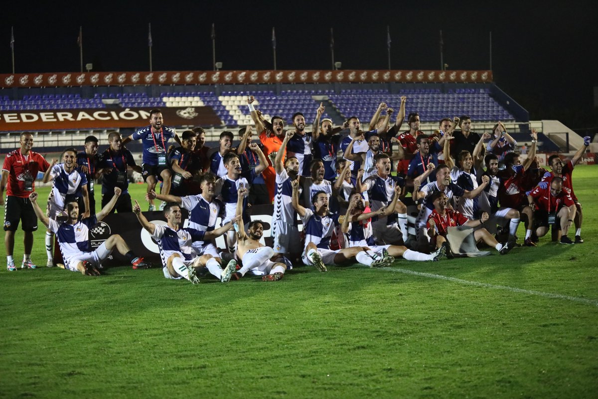 CESabadell's tweet image. 💙 𝗨𝗡 𝗘𝗤𝗨𝗜𝗣 𝗣𝗘𝗥 𝗔𝗟 𝗥𝗘𝗖𝗢𝗥𝗗 𝗘𝗡 𝗨𝗡𝗔 𝗡𝗜𝗧 𝗜𝗡𝗢𝗕𝗟𝗜𝗗𝗔𝗕𝗟𝗘 🤍
🔜 Aquesta nit, volem que recordeu amb nosaltres la final del play-off a Marbella
#AMQM