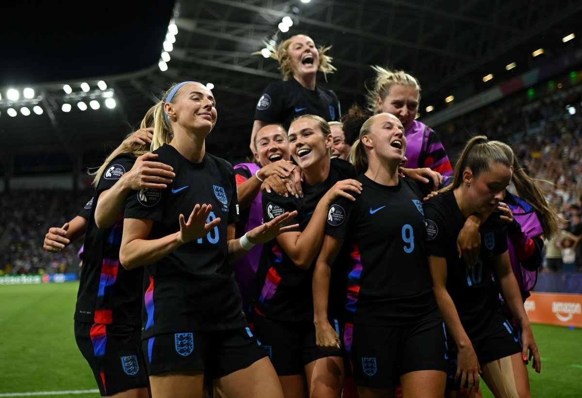 Watch the <a href="/Lionesses/">Lionesses</a> in the #WEURO2025 Final with us! 🙌

We are open and showing the game on Sunday with kick off at 5pm! ⚽💪

See you then 👋🦁