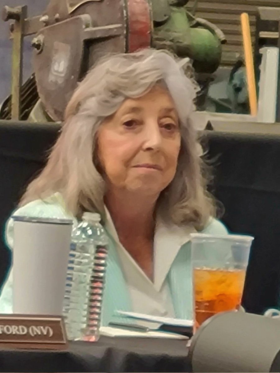 ScottWaller10's tweet image. Dixie Dina Titus is ready to make excuses for voting against tipped workers, overtime earners, and Social Security recipients.
Shame on her Georgia behind!