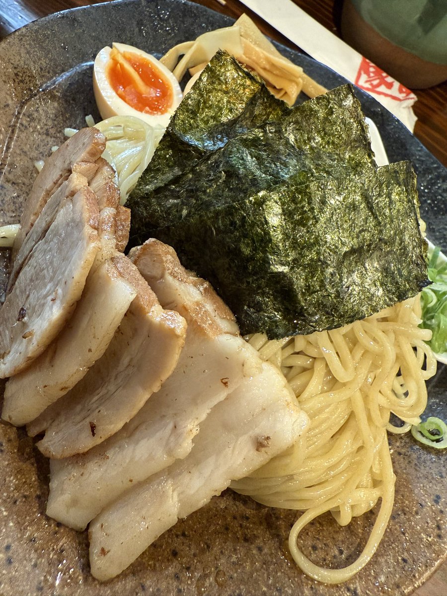 jackller's tweet image. 深夜ですが