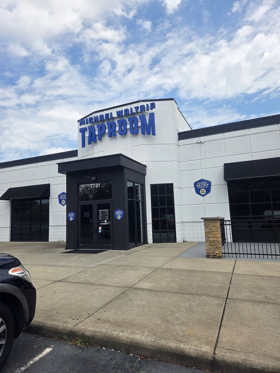 Ryan Beckner (@chickothrottle) on Twitter photo Eating <a href="/WaltripBrewing/">Michael Waltrip Brewing Company</a> in Concord! Having been to the Bristol one it is nice to get to check out this one! <a href="/MW55/">Michael Waltrip</a> having a Wheelman Brown right now! Eating <a href="/WaltripBrewing/">Michael Waltrip Brewing Company</a> in Concord! Having been to the Bristol one it is nice to get to check out this one! <a href="/MW55/">Michael Waltrip</a> having a Wheelman Brown right now!