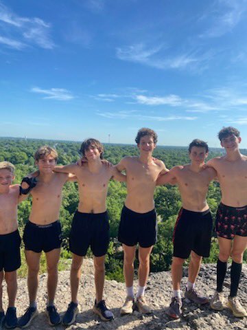 NHS_TF_XC's tweet image. Another successful Little Niagara long run in Sulphur this morning  🐯
