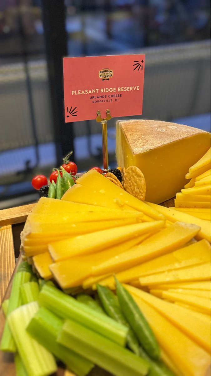 jerryjamesstone's tweet image. MOAR cheese crawl

#ACS2025 #SayCheese #CheeseConference