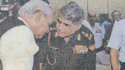 The Pakistanis are treacherous and well equipped, but Indian Army will fight with what we have - then Army Chief V.P Malik <a href="/Vedmalik1/">Ved Malik</a>
Jai Hind!
#KargilVijayDivas 
<a href="/adgpi/">ADG PI - INDIAN ARMY</a>