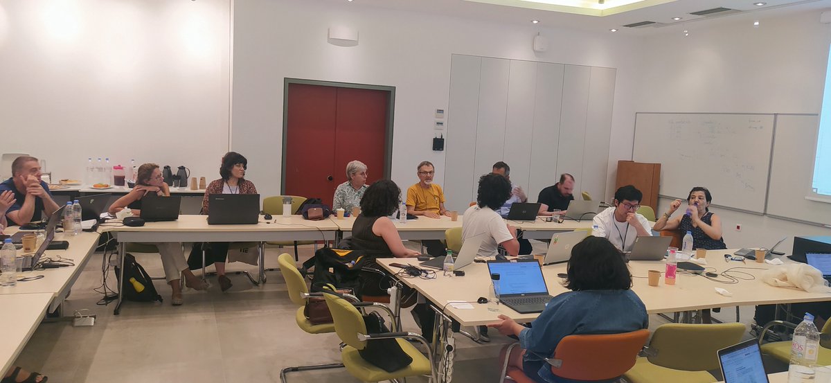 CCI_ICS_FORTH's tweet image. Brainstorming, reflection on participants individual projects with the participation of Dr. Martin Doerr, the leading figure who chaired the CIDOC CRM Special Interest Group, oversaw the modeling work and coordinated the ISO standardization process of the CIDOC CRM ontology.