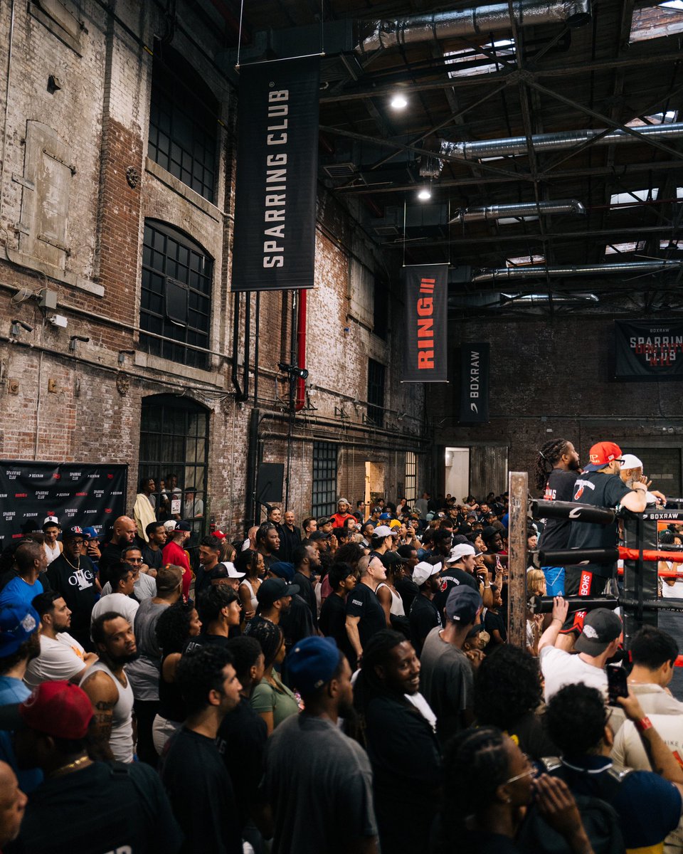 BOXRAW's tweet image. The noise hit different. The passion was real. Brooklyn brought the energy. Not just a crowd - this is a community. This is Sparring Club 🔥 #sparringclub
