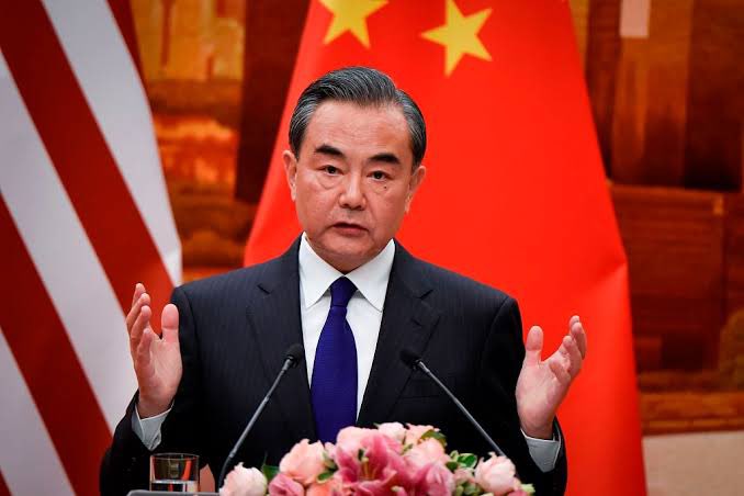 ThiagoResiste's tweet image. ATENÇÃO!! Ministro das Relações Exteriores da China:
"Os EUA perderam sua legitimidade para liderar o mundo e as nações. Eles não são mais moralmente capazes de falar sobre valores ou paz enquanto apoiam o genocídio em Gaza."
Um dia depois do Lula dizer que é GENOCÍDIO!!…