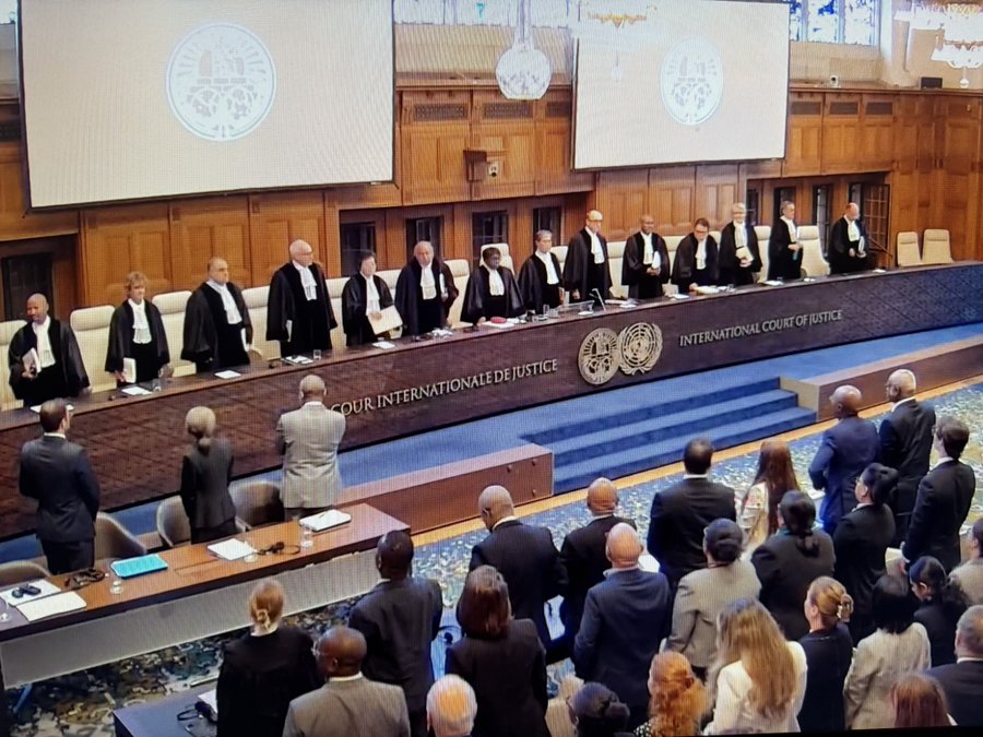 Guy Walton (@climateguyw) on Twitter photo Main Topic: International Court of Justice Denounces Climate Inaction for First Times <a href="/nytimes/">The New York Times</a>
On the Extreme Temperature Diary- FRI 7/25/2025
guyonclimate.com/2025/07/25/ext…
+#climate and record temp reports via <a href="/extremetemps/">Extreme Temperatures Around The World</a>/<a href="/DoctorVive/">Dr. Genevieve Guenther (she/they)</a> <a href="/BrianMcHugh2011/">Brian McHugh 🌏🏳️🌈</a> <a href="/MatthewCappucci/">Matthew Cappucci</a> <a href="/BMcNoldy/">Brian McNoldy</a> Main Topic: International Court of Justice Denounces Climate Inaction for First Times <a href="/nytimes/">The New York Times</a>
On the Extreme Temperature Diary- FRI 7/25/2025
guyonclimate.com/2025/07/25/ext…
+#climate and record temp reports via <a href="/extremetemps/">Extreme Temperatures Around The World</a>/<a href="/DoctorVive/">Dr. Genevieve Guenther (she/they)</a> <a href="/BrianMcHugh2011/">Brian McHugh 🌏🏳️🌈</a> <a href="/MatthewCappucci/">Matthew Cappucci</a> <a href="/BMcNoldy/">Brian McNoldy</a>