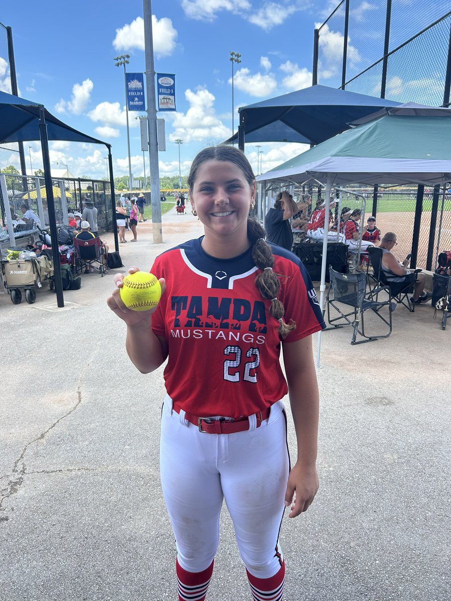TampaMustangsKV's tweet image. #22 @Morganspinner22 with her 2nd 💣 of the week here at @AllianceOpenNat