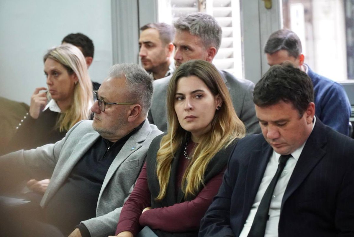 LioneCattalini's tweet image. Desde el @PSsantafe impulsamos una reforma que garantice la autonomía municipal: que cada ciudad pueda decidir cómo gobernarse, gestionar sus recursos y planificar su territorio con equidad y oportunidades, así como también asociarse a otras ciudades para pensar y planificar…