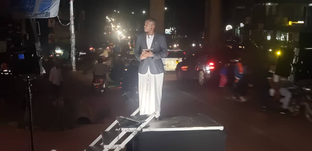 We are coming live at Ntawetwa along Kabaka-Njagala road also known as Buganda Royal Mile. @Bukeddetv #Amatikkira32