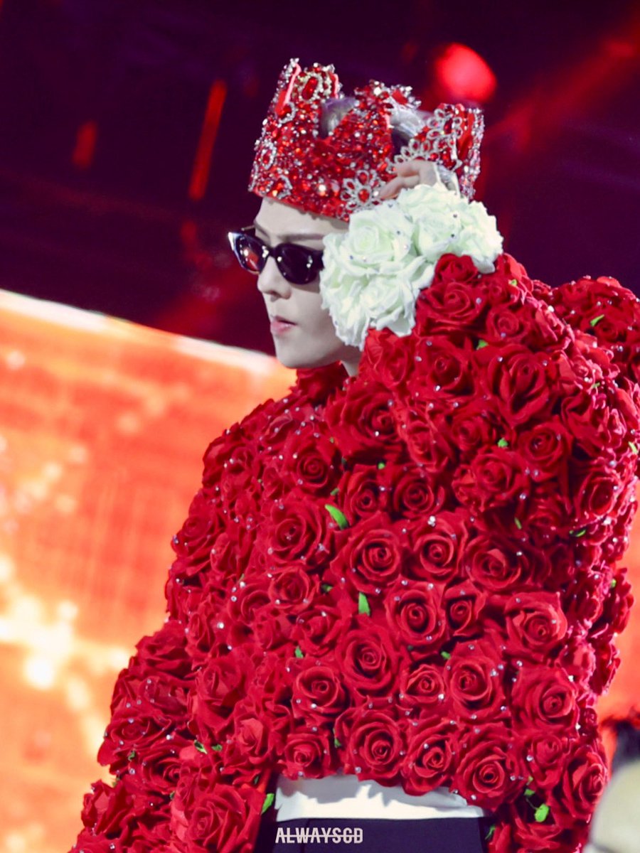 always_gd's tweet image. 얼지 숨멎…♥️ 심쿵! 

G-DRAGON 2025 WORLD TOUR 
[Übermensch] IN JAKARTA 🇮🇩 Preview :) 

#GDRAGON #GD #지디 #지드래곤 
#권지용 #kwonjiyong 
#Übermensch #위버맨쉬 #GDRAGON2025 
#GDWORLDTOURÜbermensch 
@IBGDRGN with #AlwaysGD