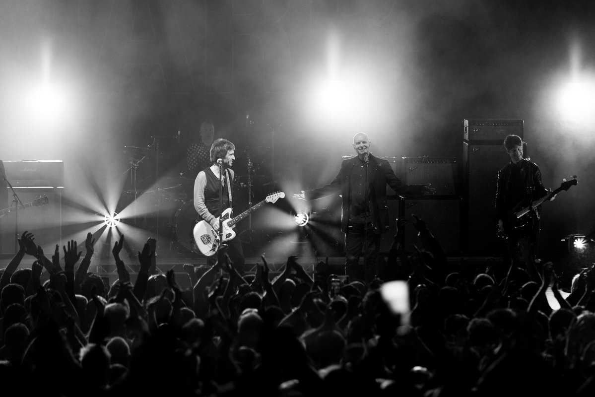 saydemesne's tweet image. Ahead of the full release of ‘Look Out Live!’, @Johnny_Marr has dropped two preview tracks that capture the enduring brilliance and raw, electrifying energy of his live performances: whenthehornblows.com/content/2025/7…