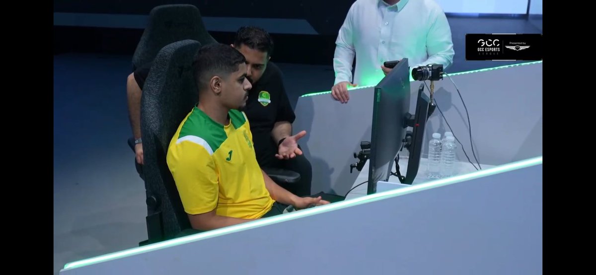i_fahar97's tweet photo. الحمدلله (Top 4 )ف الدوري الخليجي بعد التوقف عن اللعب لمدة 3 اشهر والتجهيز قبل البطوله بمده قليله🙏🏻

اشكر الكوتش الاسطوري ابو فهد  ع التجهيز كان السبب الرئيسي ف التأهل🤍 🐐 

@BlueLeyenda
@AlUlaclub https://t.co/Rd75nEJCaa