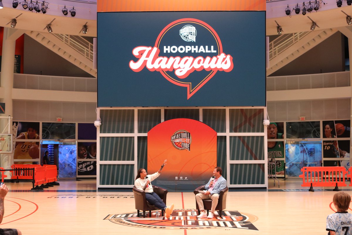 TheAndyKatz's tweet image. Great chat with @Hoophall @LSUwbkb Seimone Augustus during a HoopHall Hangout in Springfield. Convo will be posted @SidelinewithAK soon: