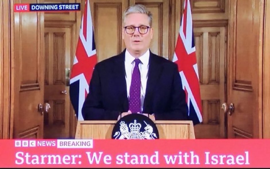 A picture that will chime through history.

Starmer 🇬🇧 is damned.

He should answer in The Hague.