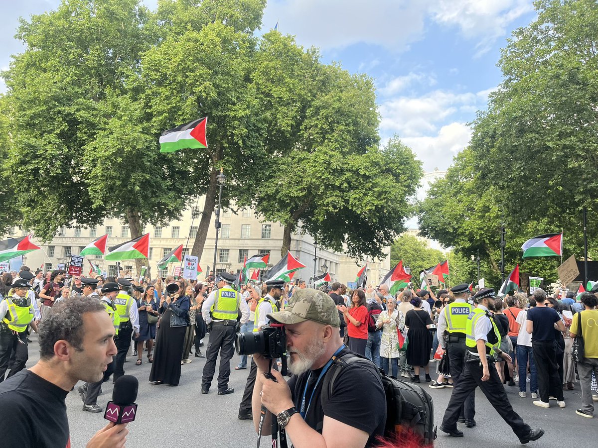 edna bonhomme, phd (@jacobinoire) on Twitter photo London says Hands off Gaza. And love that an actor from the Crown is letting the British media know how shameful it is that children are starving in Gaza. London says Hands off Gaza. And love that an actor from the Crown is letting the British media know how shameful it is that children are starving in Gaza.