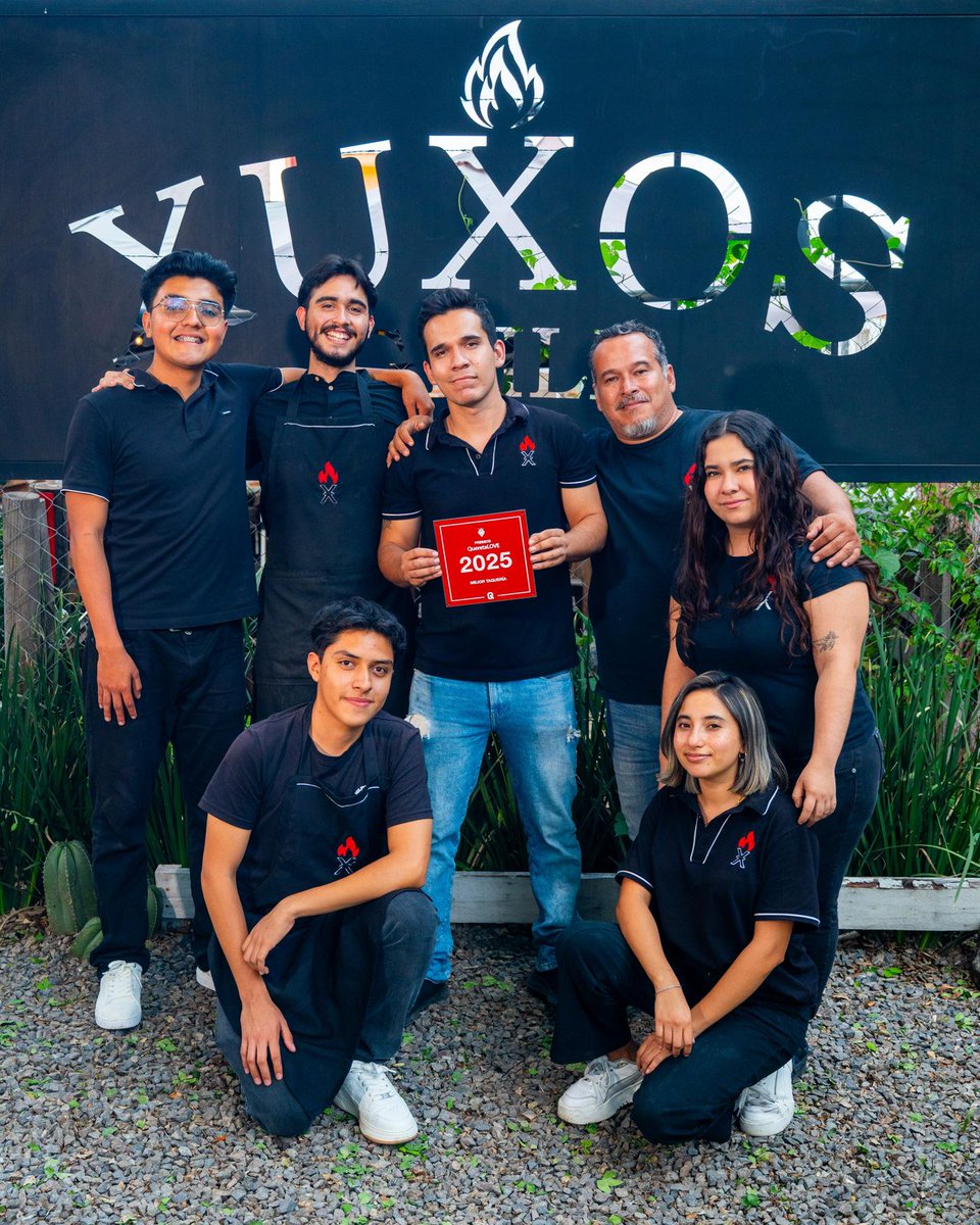 SoyQueretaLOVE's tweet image. La comunidad #QueretaLOVE felicita con mucho orgullo a:
🌟Xuxos Grill🌟
por ser reconocidos como los MEJORES TACOS de #Queretaro en los #PremiosQueretaLOVE2025.
🌮
¡Gracias a todos por participar con su voto entusiasta! 💞