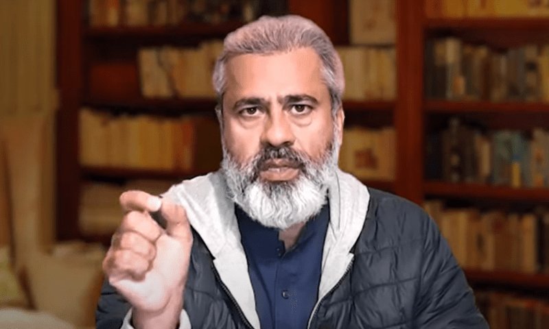 اگر دونوں میں صلح ہوجاتی تو یقینآ یہ پاکستان
اور قوم کے کئے مفیصد ثابت ہوتی 
عمران ریاض  <a href="/ImranRiazKhan/">Imran Khan</a> سے ایک 
ایک گلہ کہہ لیں یا سوال کہہ لیں باقی رہے گا کہ

جب وقت قیام آیا تو سجدہ ریز کیوں ہوگئے؟
لندن کی عدالت میں گواہی کیوں نہیں دی؟
<a href="/soldierspeaks/">Adil Raja</a> راجاصاحب بھی رائےدےسکتےہیں